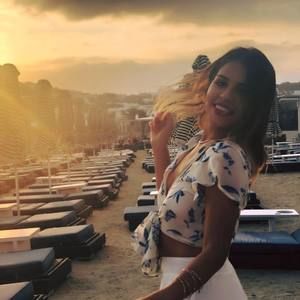 Meet your Posher, Klarissa